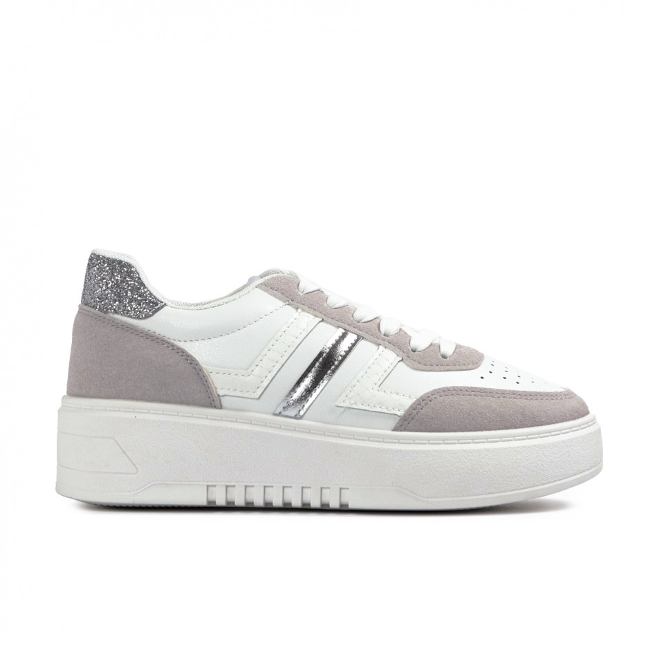 Γυναικεία λευκά sneakers δισόλα με ασημί λεπτομέρεια 93386